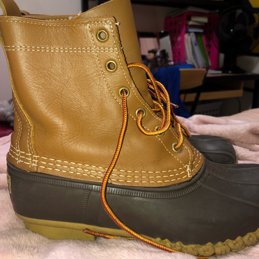 LL Bean BEAN BOOTS - SIZE 8 Women’s -new condition